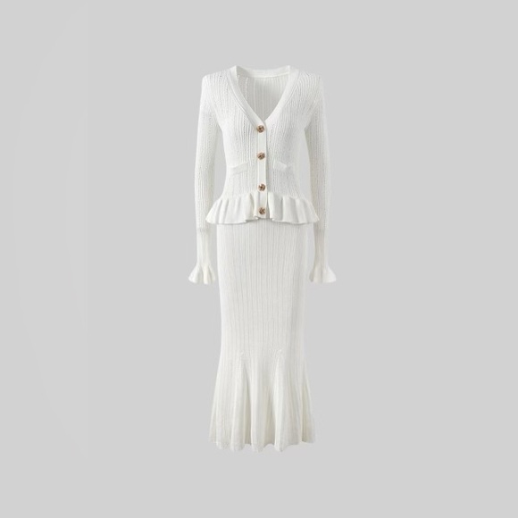 SOLD OUT 144. HIGH END Ruffled Knit Top and Flared Skirt Set - Picture 6 of 6